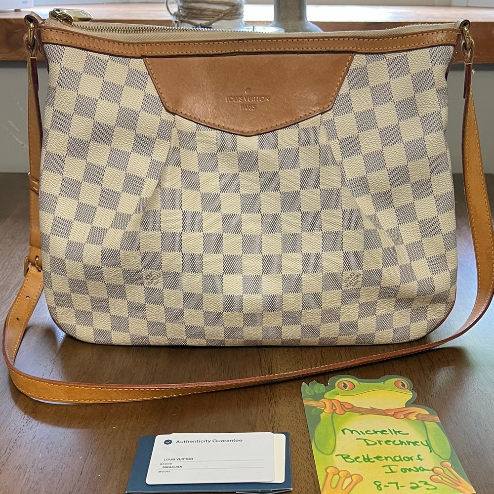 Authentic Louis Vuitton Siracusa MM